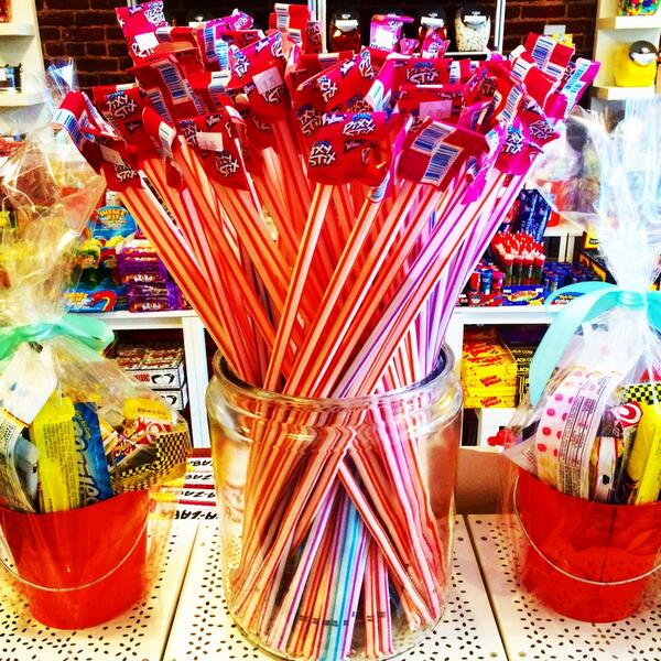 BellePRGirl's tweet image. Afternoon sugar break, anyone? #candycandycandy