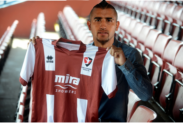 LegitTransfers's tweet photo. DONE DEAL: Arturo Vidal has snubbed a move to Old Trafford by signing a 3 year deal at Cheltenham Town.

#CTFC http://t.co/Am0cAm6bys