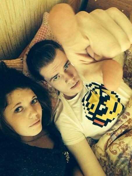 dashar97's tweet image. Ярик какого хрена скем ты лежишь?