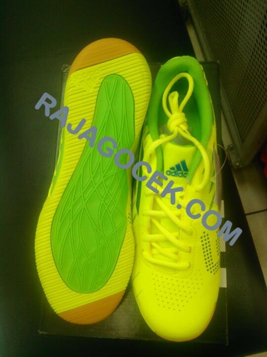 dovy_prastyo's tweet photo. #adadiskon #obral #sale #adi5 #speedtrick #futsal #indoor
39 1/3. 40. 45. 46
899 jd 449 http://t.co/HSBP66Dlaf