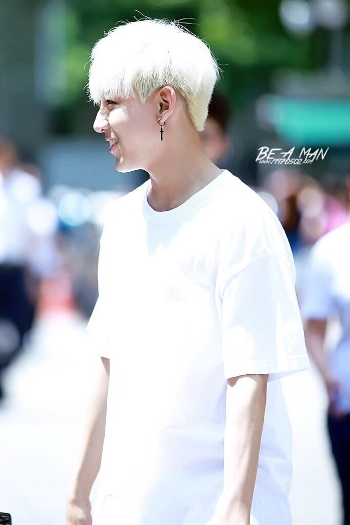 BshEdatCIAI1fEu.jpg:large