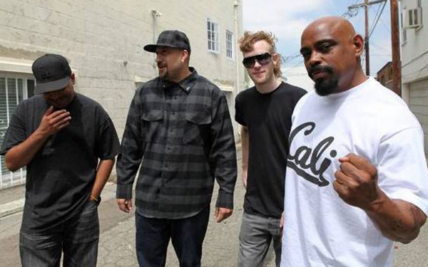 RollingStoneita's tweet photo. Vinci i @cypresshill all'#AlfaCitySound stasera! Come? Qui: http://t.co/W0CkcBKdHN Opening:@Noyzofficial @THEREALENSI http://t.co/iF6s5U2bCv