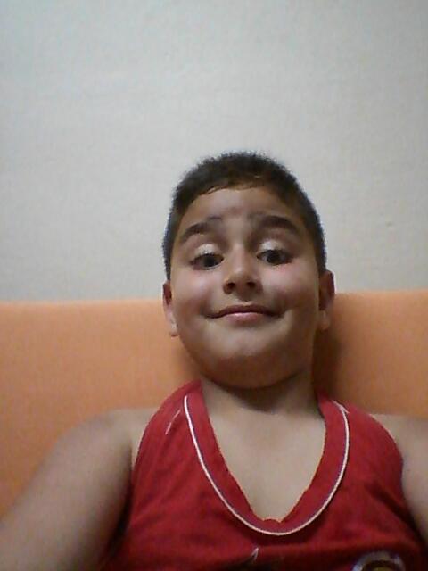 ogulbaba01's tweet photo. En iğrenç fotoğrafım  ¤●○☆{|●★}>\~`•□☆}| http://t.co/nZHrTt42J2