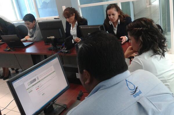 ContraloriaLeon's tweet image. Hoy continuamos aplicando en @Sapalleon el examen de la función pública y prueba de fidelidad #ProgramaAnticorrupción