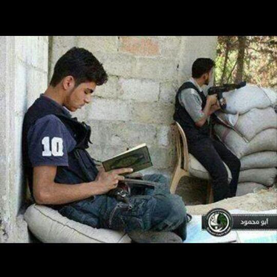 Revinwasti's tweet photo. PrayforGAZA http://t.co/5MQqVk0LCz