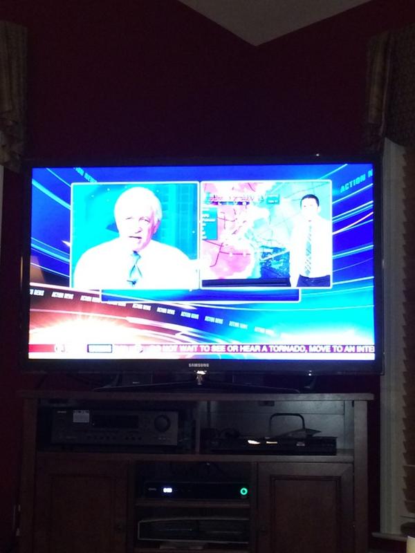i__CARli's tweet photo. Really ruining my Monday night.... http://t.co/Vl1M6emS6z