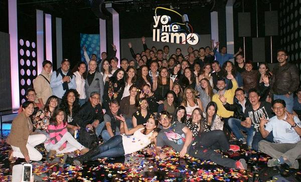 Dan_SXH's tweet photo. Todo el equipo de @YoMellamoEC #ymll2 #finalymll2 GRANDES!
Ahora a por la tercera!
#ymll3 http://t.co/mxhXIMZMXX