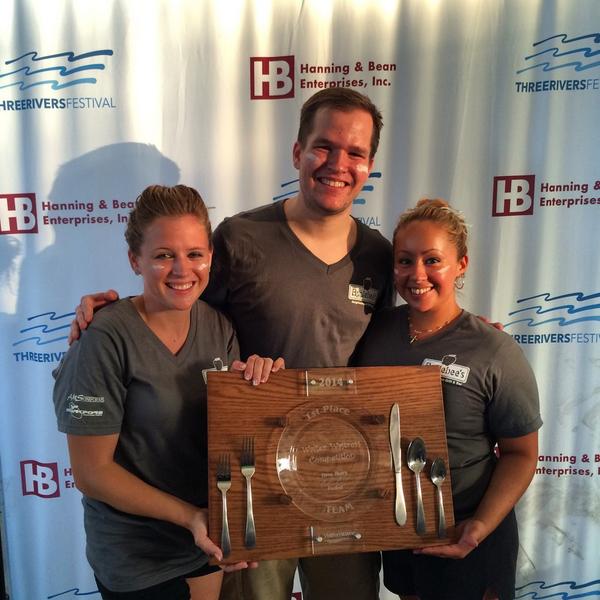 VisitFortWayne's tweet photo. The @ThreeRiversFest 2014 Waiter Waitress Contest winner is Applebee's! #TRF2014 http://t.co/3AEOGNRVFw