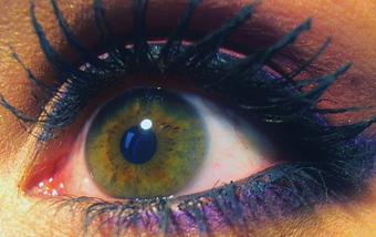 The eye through which I see #eyes #hazel #green #redhead #allnatural #sexy #purpleeyeliner http://t.<a href="/tag/eyes"class="tags">#eyes</a><a href="/tag/hazel"class="tags">#hazel</a><a href="/tag/green"class="tags">#green</a><a href="/tag/allnatural"class="tags"><span>#allnatural</span></a><a href="/tag/sexy"class="tags"><span>#sexy</span></a><a href="/tag/redhead"class="tags"><span>#redhead</span></a><a href="/tag/purpleeyeliner"class="tags"><span>#purpleeyeliner</span></a>