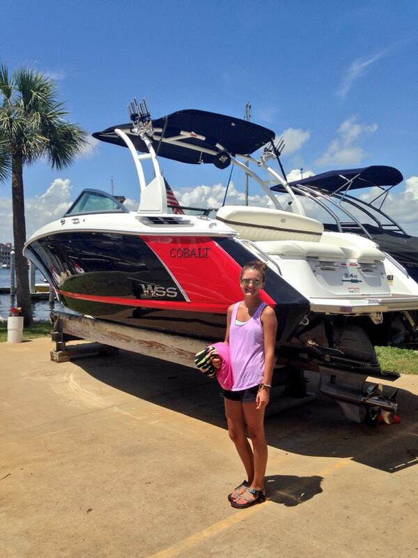 TayhlorLee's tweet image. dream boat #pleaseeee