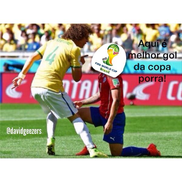 biebersglows's tweet photo. Votem no David para melhor gol da copa! Ele é o único brasileiro concorrendo!!  @DavidLuiz_4 http://t.co/NJHuII7Enw http://t.co/wpBQWJr20k
