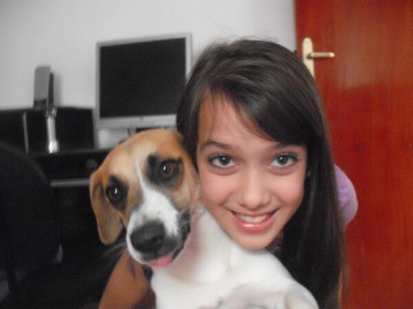 Teeh_Mahoomie's tweet photo. Minha Cachorrinha , a razão do meu viver , Perfeitinha sz http://t.co/r6ScIT6d7J