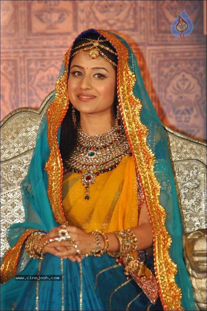 Jodha akbar movie torrent download with english subtitles Jodha akbar movie torrent download with english subtitles