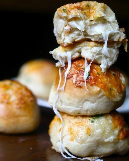 YummyImages's tweet photo. Mozzarella Stuffed Cheese Rolls http://t.co/t7F5ErFCCn