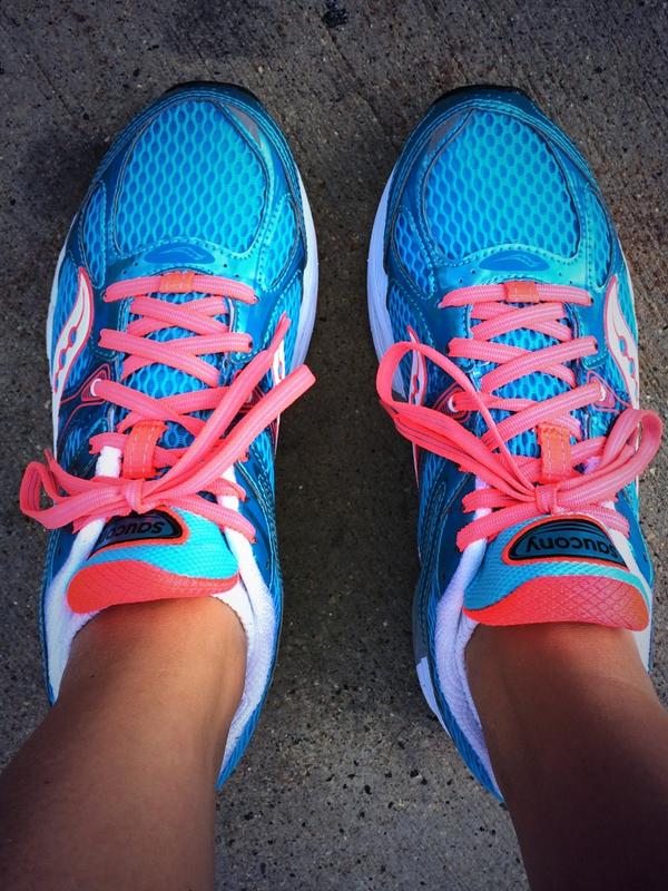 MsMorehead106's tweet photo. 5K along the Lakefront Path tonight :) #summerrun #willrunforburgers #106tweetalong http://t.co/UIWsJT3NdM