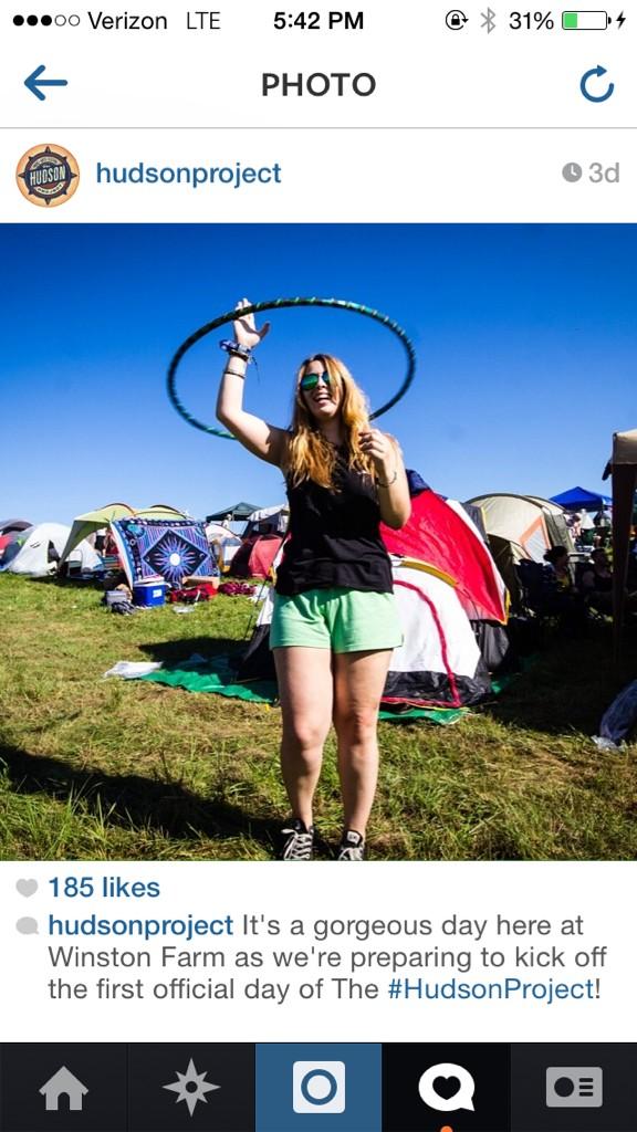 viivianas's tweet image. Reallyyy Hudson had to put like the worst pic of me on insta !!? 😑 #wateva #hoopgirl #afraidto #leaveher #hoop