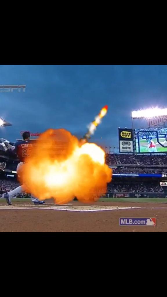 TrueInfielder's tweet image. Slugfestttttt