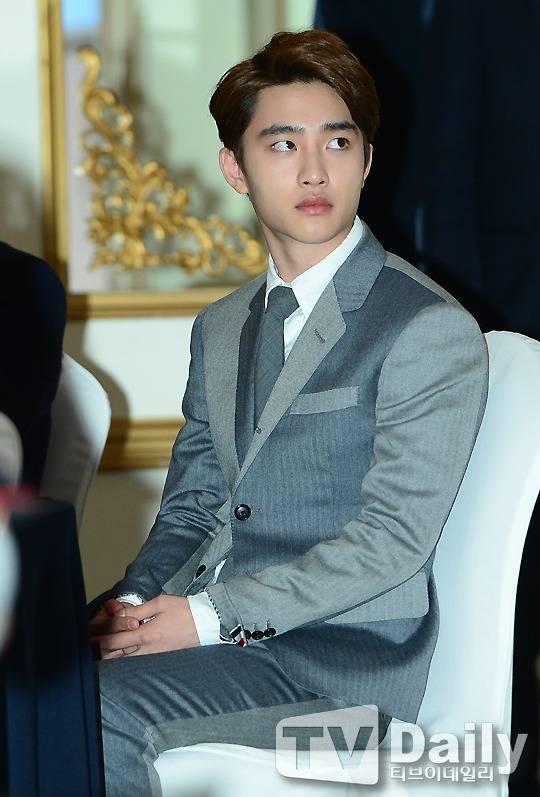 Bsj6ObtCQAAUjoU.jpg:large