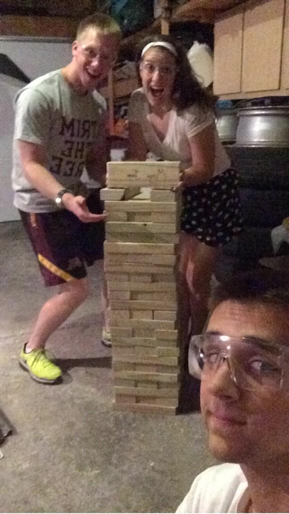 Jarebare17's tweet photo. Crazy night of carpentry with these goons. @Alexajaggs @scoopie5  #megajenga #javengers http://t.co/9rRzVpj6IQ