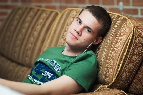 dashar97's tweet image. Когда я смотрю на него мне ещё печальней😭😭😭😭😭😭😭😭😘😘😘