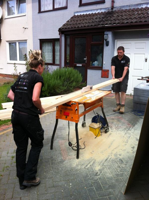 AbstractBuildin's tweet image. #floorjoists being cut in #miltonkeynes