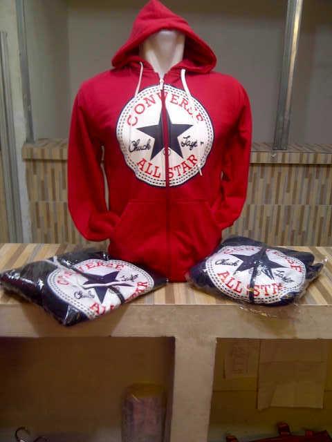 BMShop_'s tweet image. Hoodie Converse | all size | IDR 140.000 | SMS 088218598557 / pin:315E54B8