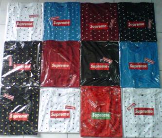 BMShop_'s tweet image. Shirt Supreme | size M-L | IDR 110.000 | SMS 088218598557 / pin:315E54B8