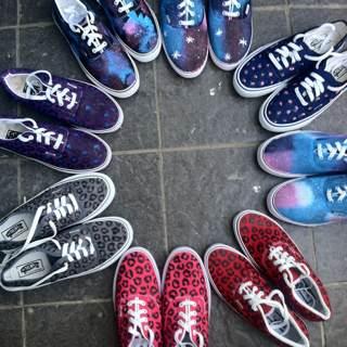 BMShop_'s tweet image. Vans Ladies | size 36-40 | IDR 300.000 | SMS 088218598557 / pin:315E54B8