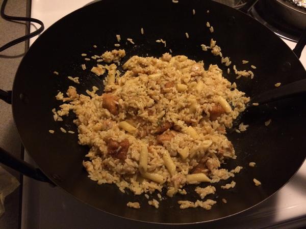 BdotAdot5's tweet photo. Oh yeah… it's getting REAL in the kitchen right now! #ChefBdot http://t.co/I48o6A1Bvk