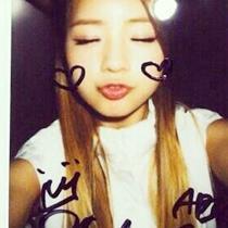 apinkbmr's tweet photo. 뽀미싸인♥ http://t.co/ntCcxfmyhE