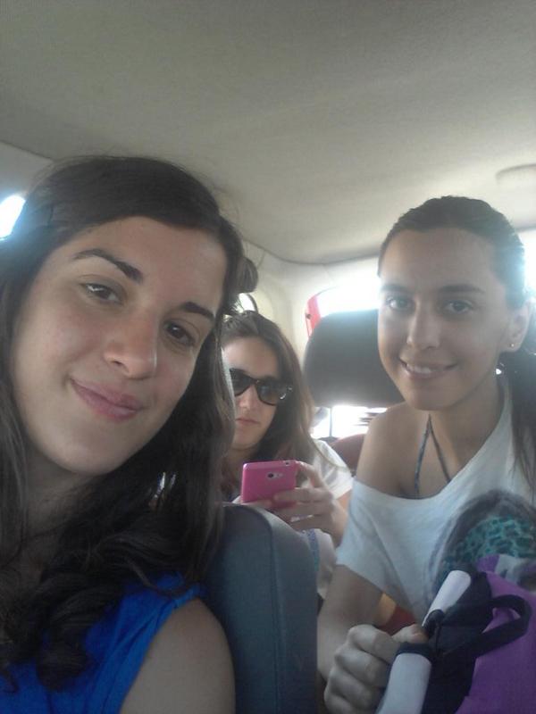 noelia_diaz18's tweet photo. Esas monitoras guapas ;) @Patrizzia_Ga  @Mer_fdez93 http://t.co/R6dNns4nch