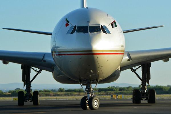 RT @EtihadAirways commenced their daily service between Abu Dhabi and Rome this morning.   #EtihadInRome