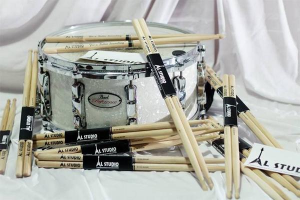 "US Hickory Stick" Gratis setiap 1 Shift Recording #1ShiftFreeUsHickoryStick
