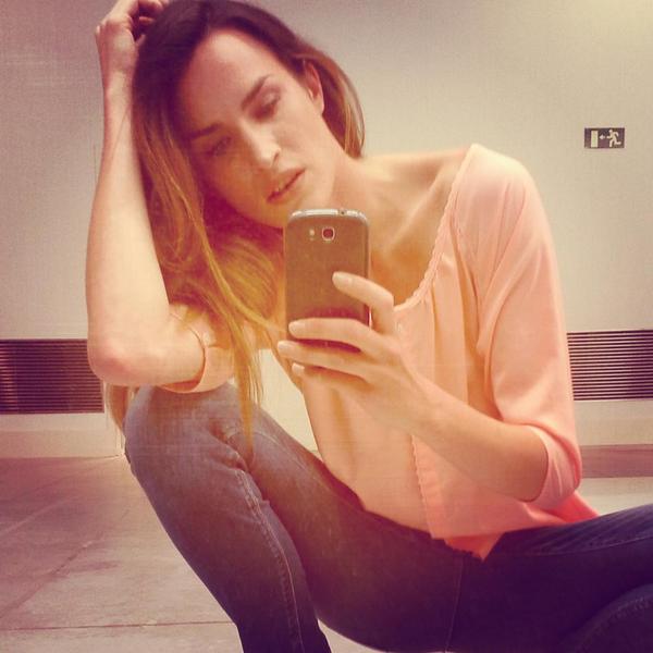 MaddyHjort's tweet photo. Morning selfie at work :-) http://t.co/N89fOBWlhw