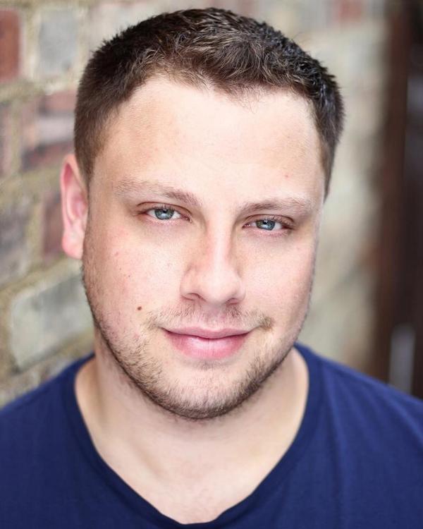 ALoveHeadshots's tweet image. Lovely shots of @probson15 taken today. alishialoveheadshots.com