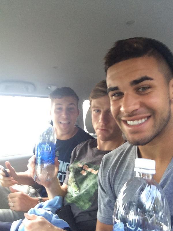 Ddwyer14's tweet photo. Here we go! Heading to the airport, me and @mbesler are ready! @jacob__peterson not quite yet 😂 27th Hour #PretendDay http://t.co/JB7RGqtYyU