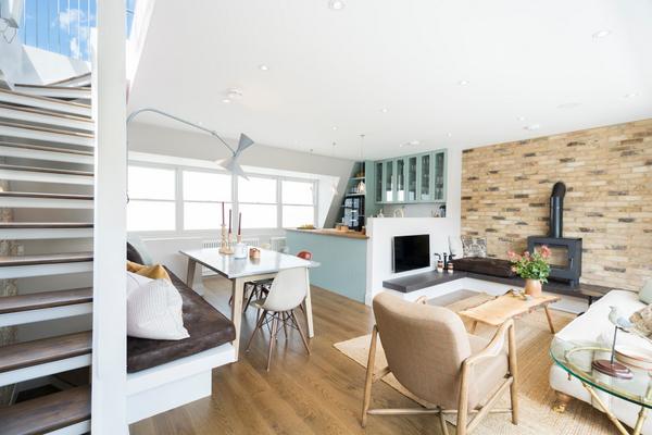 Thank you <a href="/StealMAG/">StealMAG</a> on your fantastic write up on <a href="/FosseyArora/">Fossey Arora</a>'s house on St Lukes Mews stealmag.com/interior/13410…