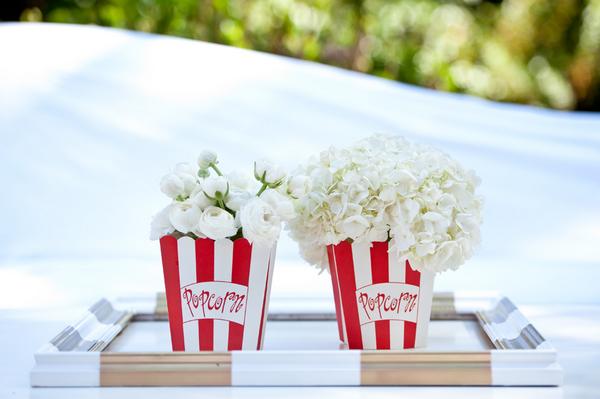 Caitlin_Kenney's tweet photo. Sharing some of my favorite bridal shower styling tips on @Style_The_Aisle today http://t.co/e6VaKgqAoB http://t.co/Comwg8AxDZ