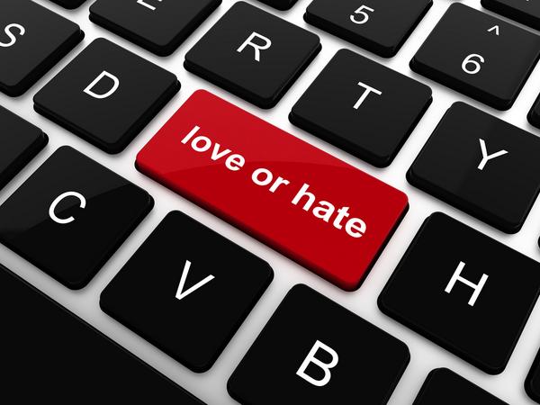 Sojourners's tweet image. Here are 3 ways religious communities can respond to online religious wars: sojo.net/blogs/2014/07/… #church #religion