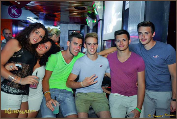 AleSummerLudo's tweet photo. #mylovers #hangover #friends #summer2014 #kursaal #bordibeach #somuchlove <3 http://t.co/zHMKdTrqwM