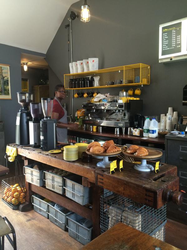 jamie_s_waters's tweet photo. New post on my favourite local café, the charming @BirdhouseUK http://t.co/Ggy15341bh #flatblack #caféreview http://t.co/0A9Pc49hxN