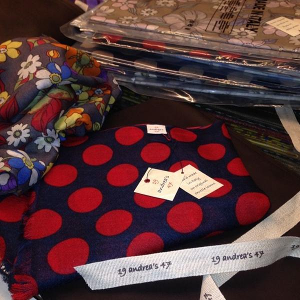 Da Wools Boutique Uomo stanno arrivando le nostre
 #sciarpe