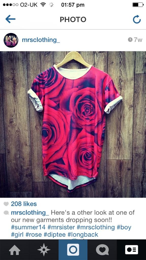 RoseLondonUK's tweet image. Small restock of red rose tee 👌 very limited numbers. Next day dispatch 🚚 mrsister.co.uk #mrsister #longback