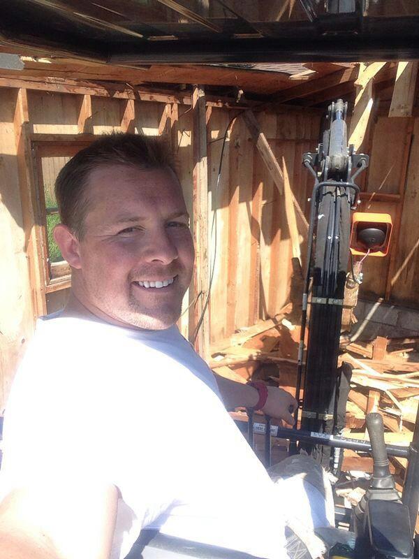 GHTContract's tweet image. Darwin sure enjoyed his excavating job on #saturday! #renovations #demolitiontakeover #yyc #calgary