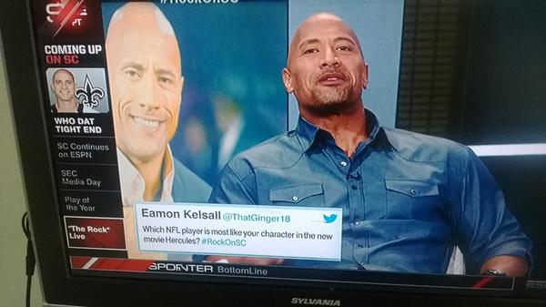 ThatGinger18's tweet photo. MY TWEET WAS ON SPORTSCENTERRRR #RockOnSC http://t.co/OrfOvqPi31
