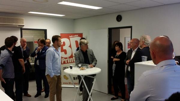 StichtingPDM's tweet photo. Een geslaagde én zeer interessante eerste PDM bijeenkomst op het gebied van 3D-printing bij @3Dprojecten! #3dprinting http://t.co/6gcNdviSmG