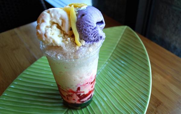 ZagatSanDiego's tweet photo. We breakdown @manilasunset 's halo-halo down for you plus how-to conquer this Filipino dessert http://t.co/L801uPPspE http://t.co/U1Ub3iUO5A