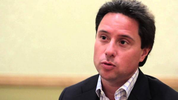 Rodpac's tweet photo. “@Imagen_Mx: con @Rodpac / El impacto de la tecnología en la educación: @gzinny >> http://t.co/RhV9Izcqs0 http://t.co/uoPTQsFpp5”<audio.