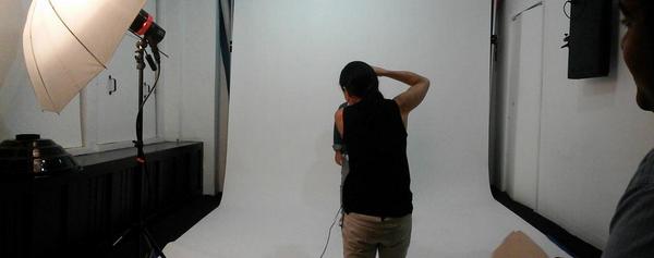 DreamCastersNY's tweet photo. Stock photography casting session today. Working with some awesome kids. http://t.co/z1wh29Lj9Y