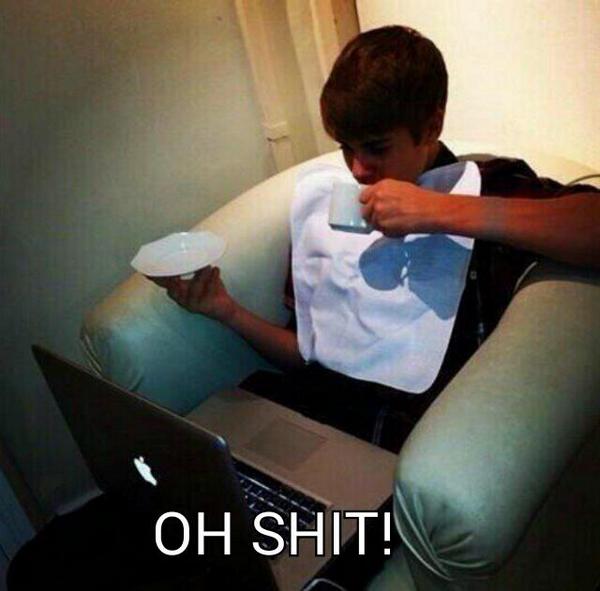 17thSNOOP's tweet image. "@StrawberriCurls: #CheckYoDm"